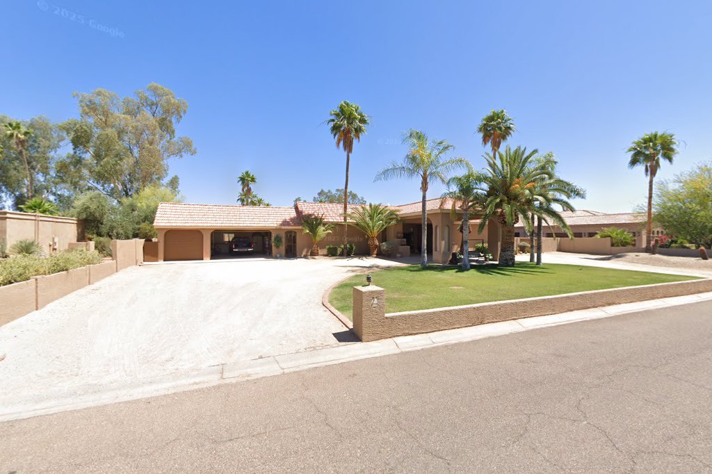 Street View exterior associated with the verified address for Assisted Living Of Paradise Valley in Paradise Valley, Arizona.